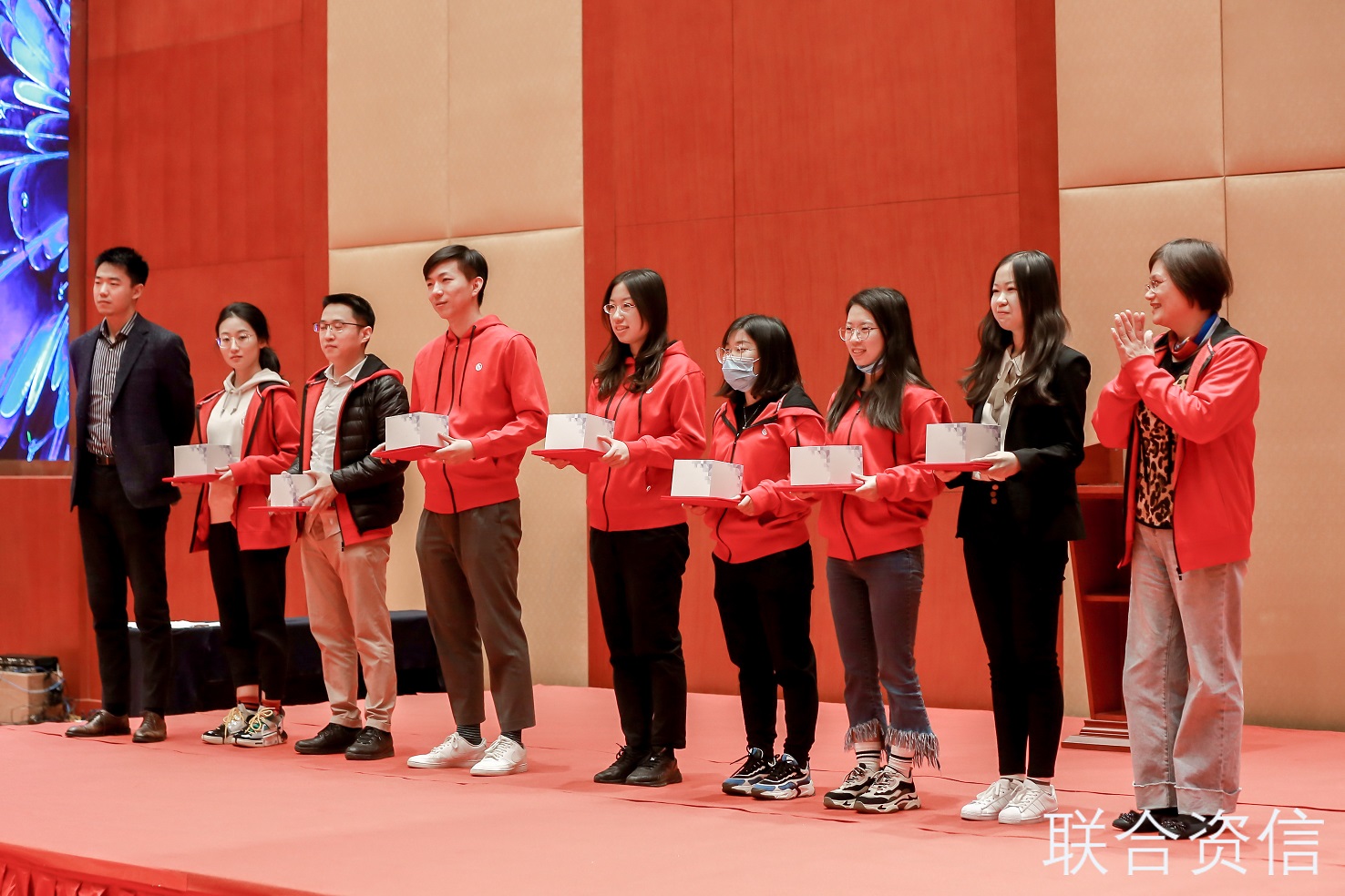 国产精品自产拍在线观看免费