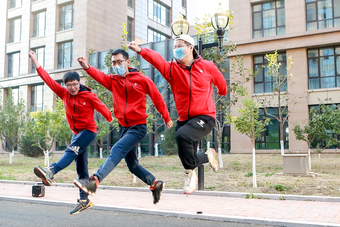 国产精品自产拍在线观看免费